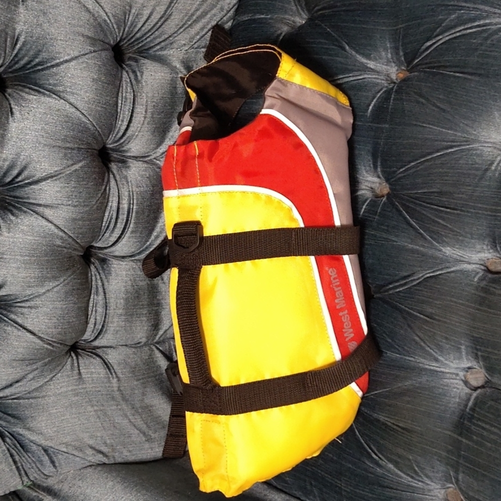 West Marine Small Dog Life Vest